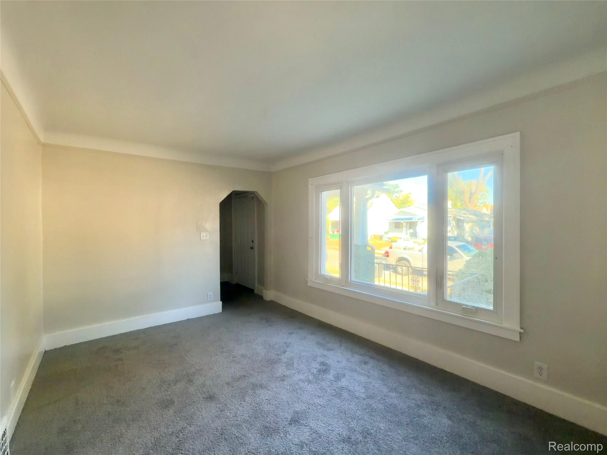 Detroit City, Michigan 48221, United States, 5 Bedrooms Bedrooms, ,1 BathroomBathrooms,Residential,Active,232839