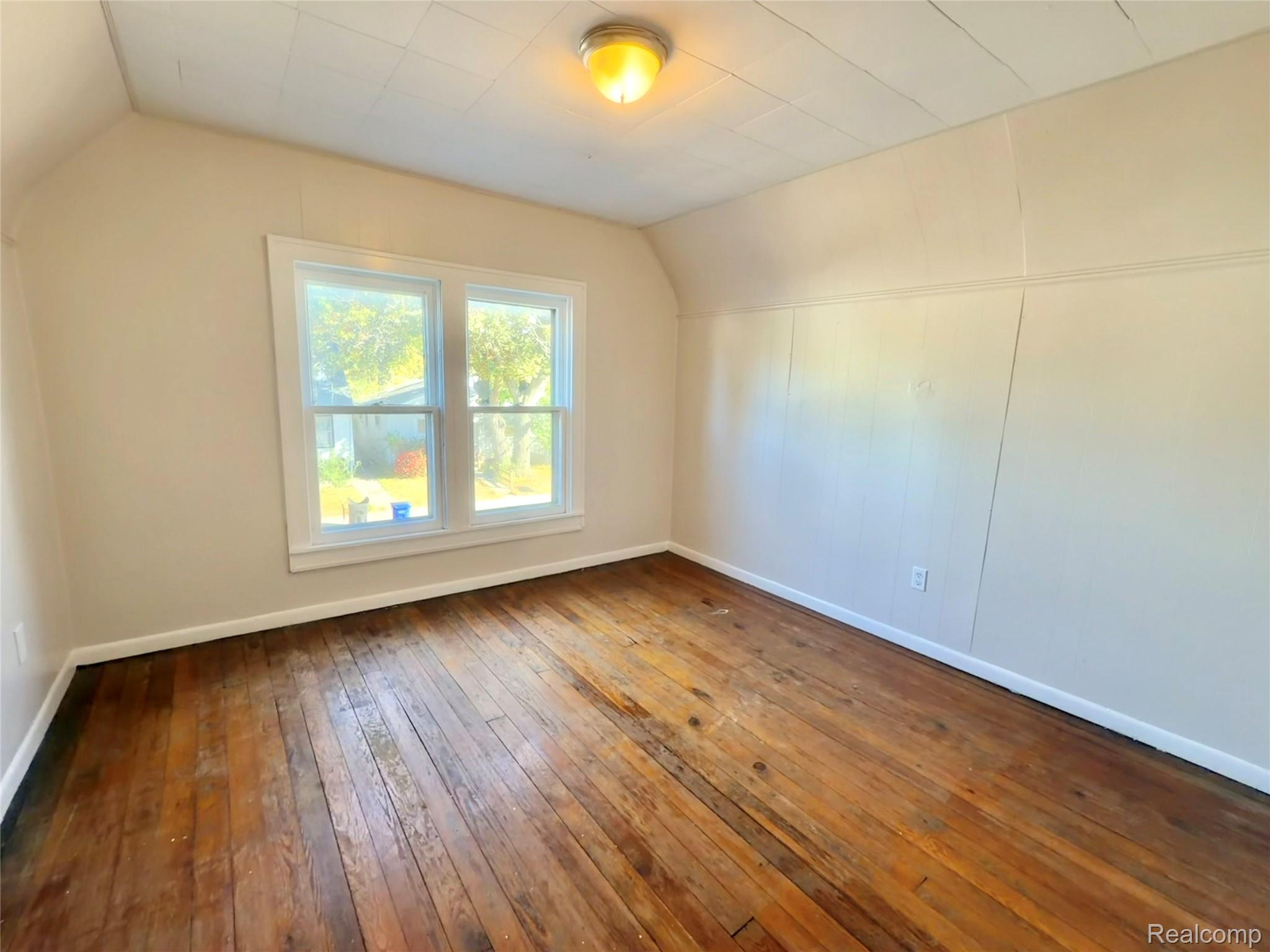 Detroit City, Michigan 48221, United States, 5 Bedrooms Bedrooms, ,1 BathroomBathrooms,Residential,Active,232839