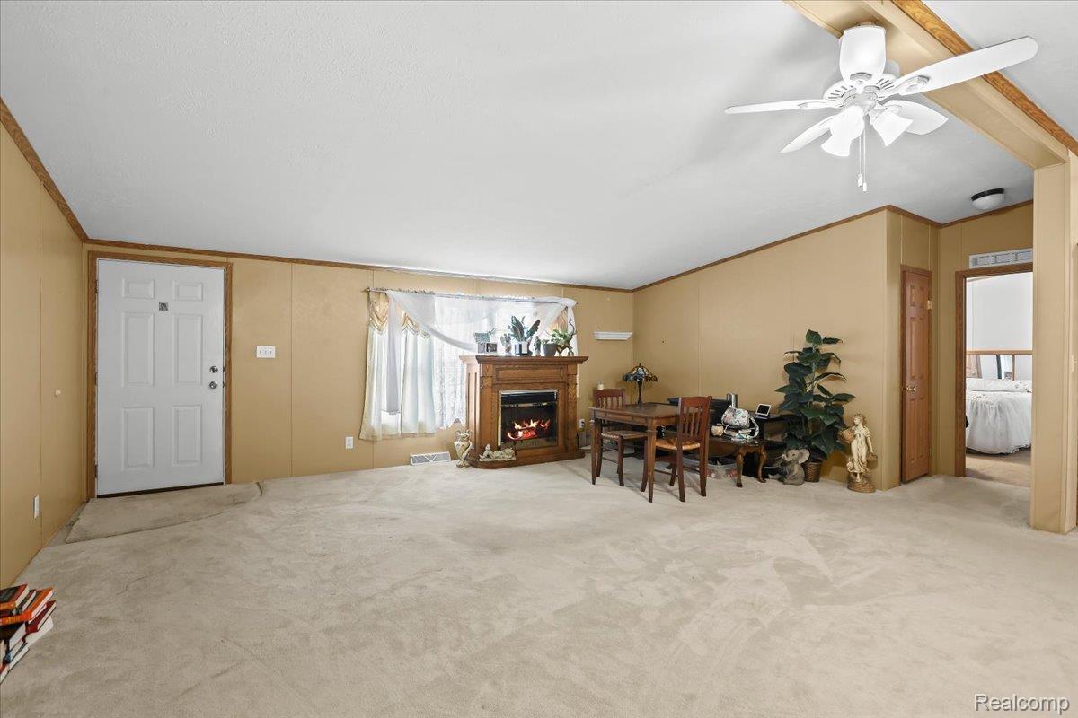 Auburn Hills City, Michigan 48326, United States, 3 Bedrooms Bedrooms, ,2 BathroomsBathrooms,Residential,Pending,160922