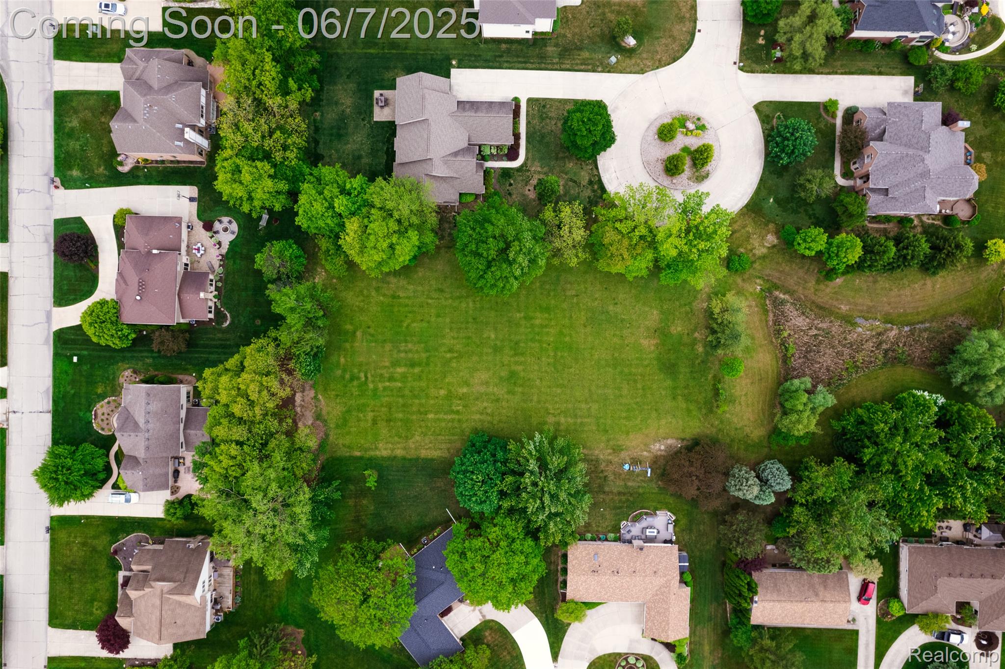 22335 Diamond Court