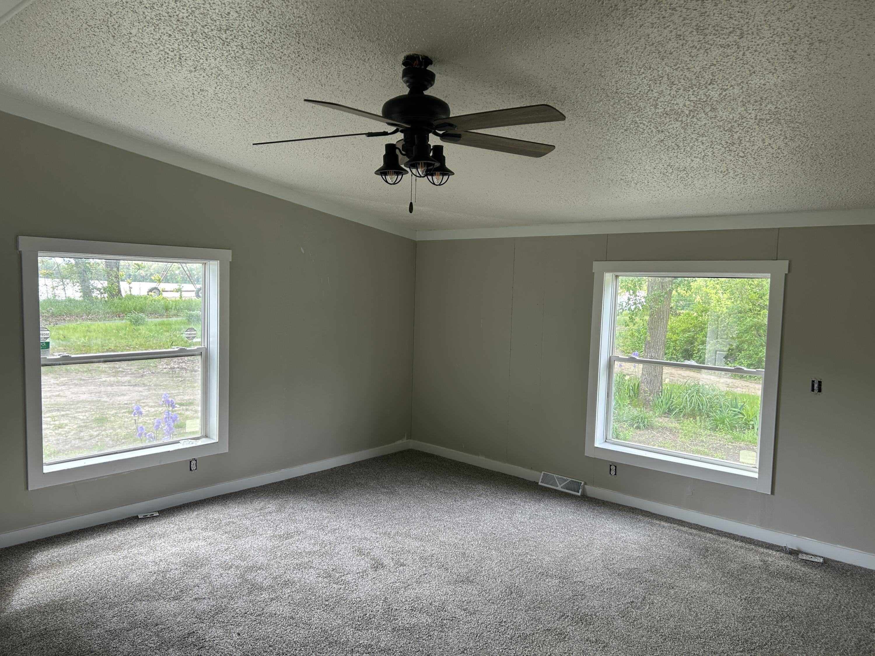 Decatur Township, Michigan 49045, United States, 3 Bedrooms Bedrooms, ,2 BathroomsBathrooms,Residential,Pending,137678