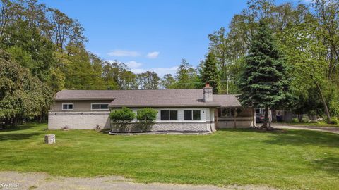 1590 W Rolston Road Linden City MI 48451