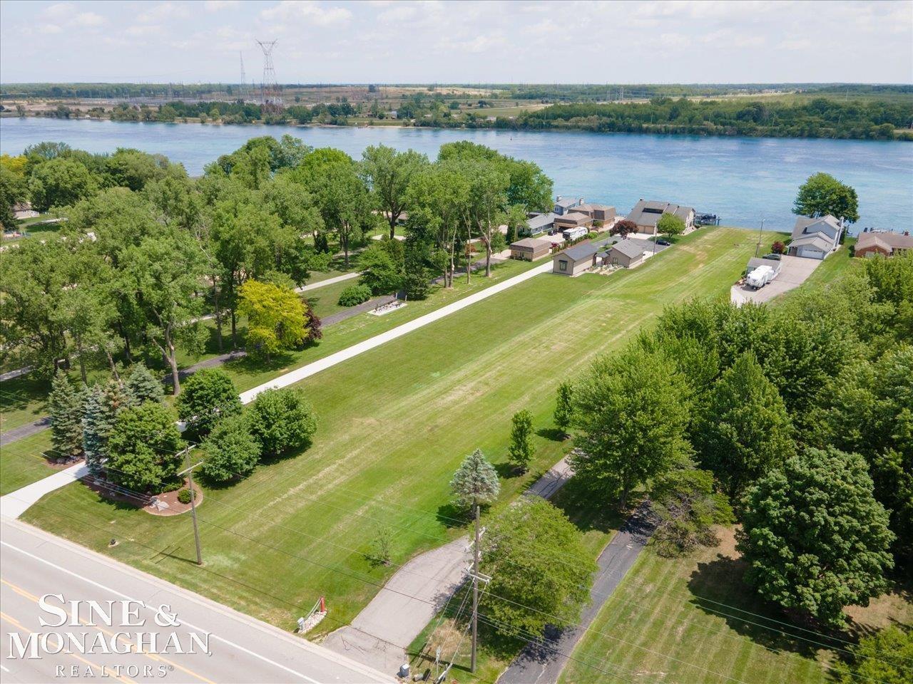 4147 River Road Road