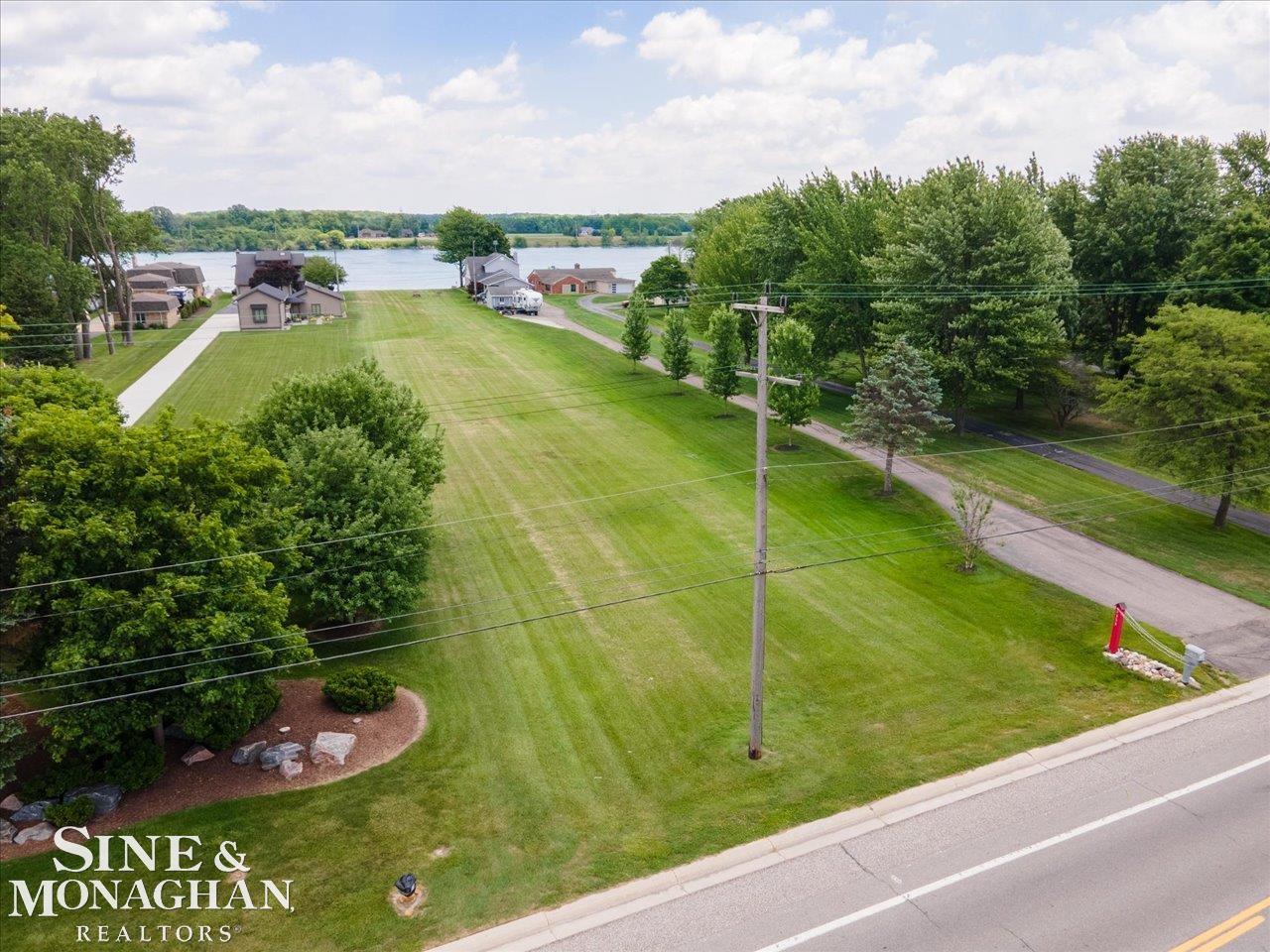 4147 River Road Road