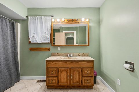 Tiny photo for 235 S 204th Avenue, Hesperia Village, MI 49421 (MLS # 67026013473)