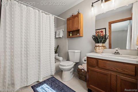 Tiny photo for 2203 Rochelle Park Drive, Rochester Hills City, MI 48309 (MLS # 20261039638)