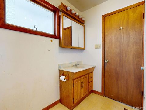 Tiny photo for 2770 N Geeck Road, Vernon Township, MI 48817 (MLS # 20261010320)