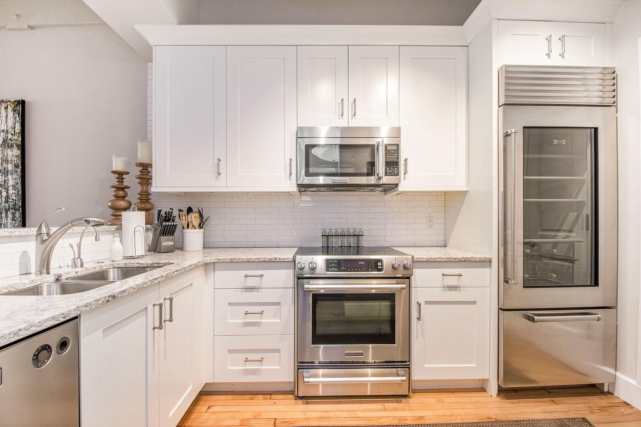 16 Ionia Avenue SW 3C