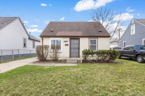 6808 Fisher Avenue Warren City MI 48091