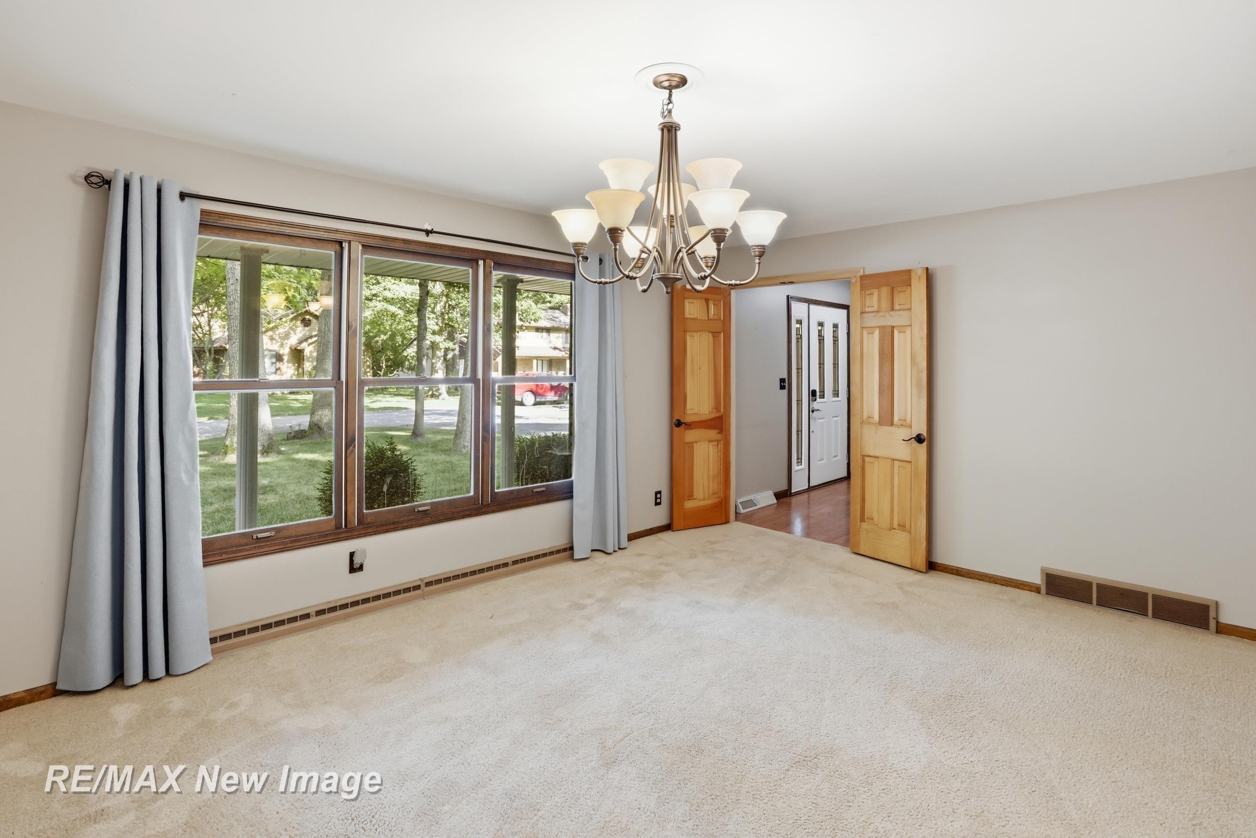 1422 Lenwood Drive