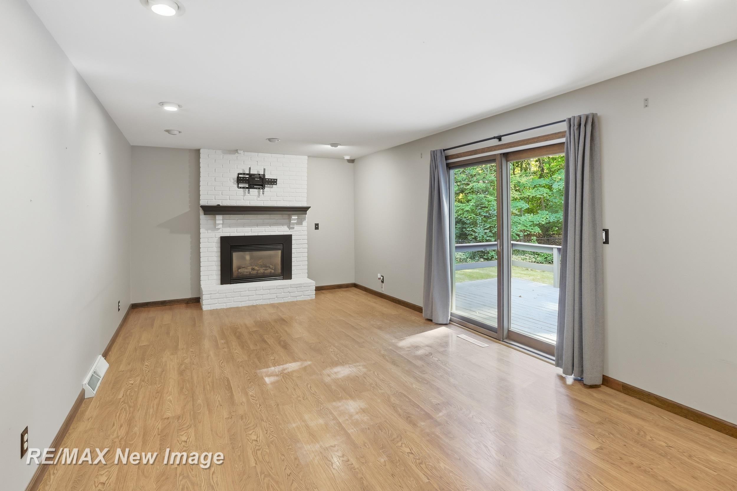 1422 Lenwood Drive