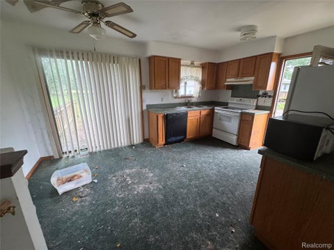Tiny photo for 5705 Lake Grove Drive, White Lake Charter Township, MI 48383 (MLS # 20261083055)