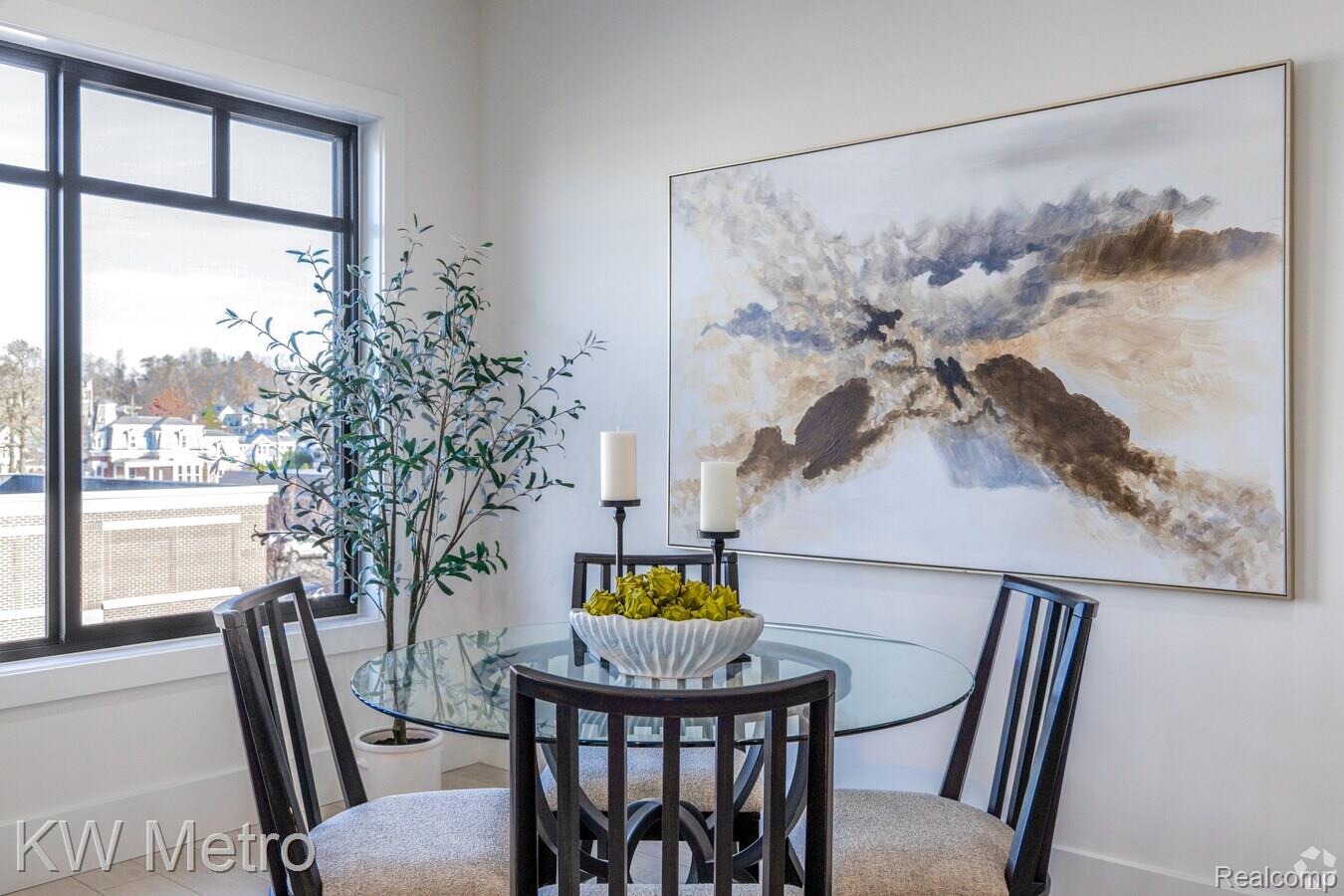 120 E Liberty Street 302