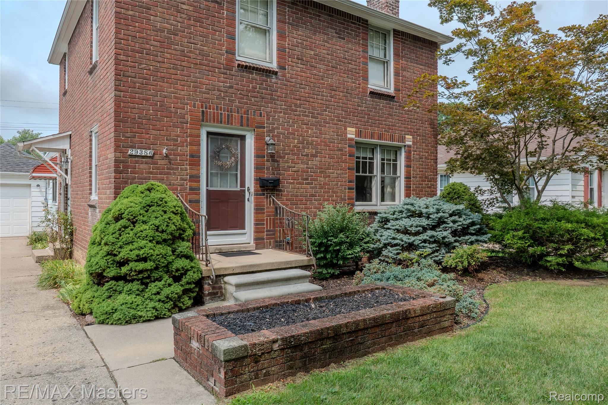 29386 Walnut Street