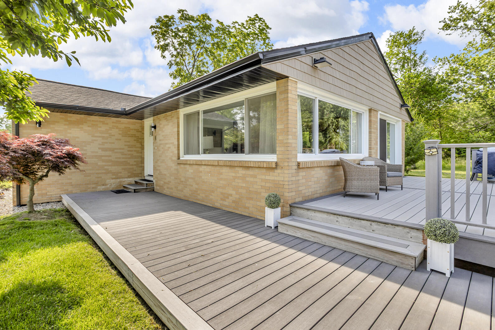 2200 Lindsey Road