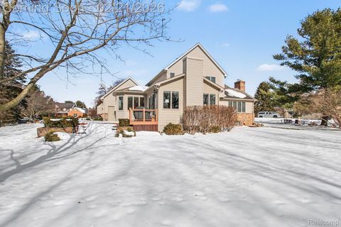 Tiny photo for 8620 Southridge Drive, Hartland Township, MI 48843 (MLS # 20261009660)