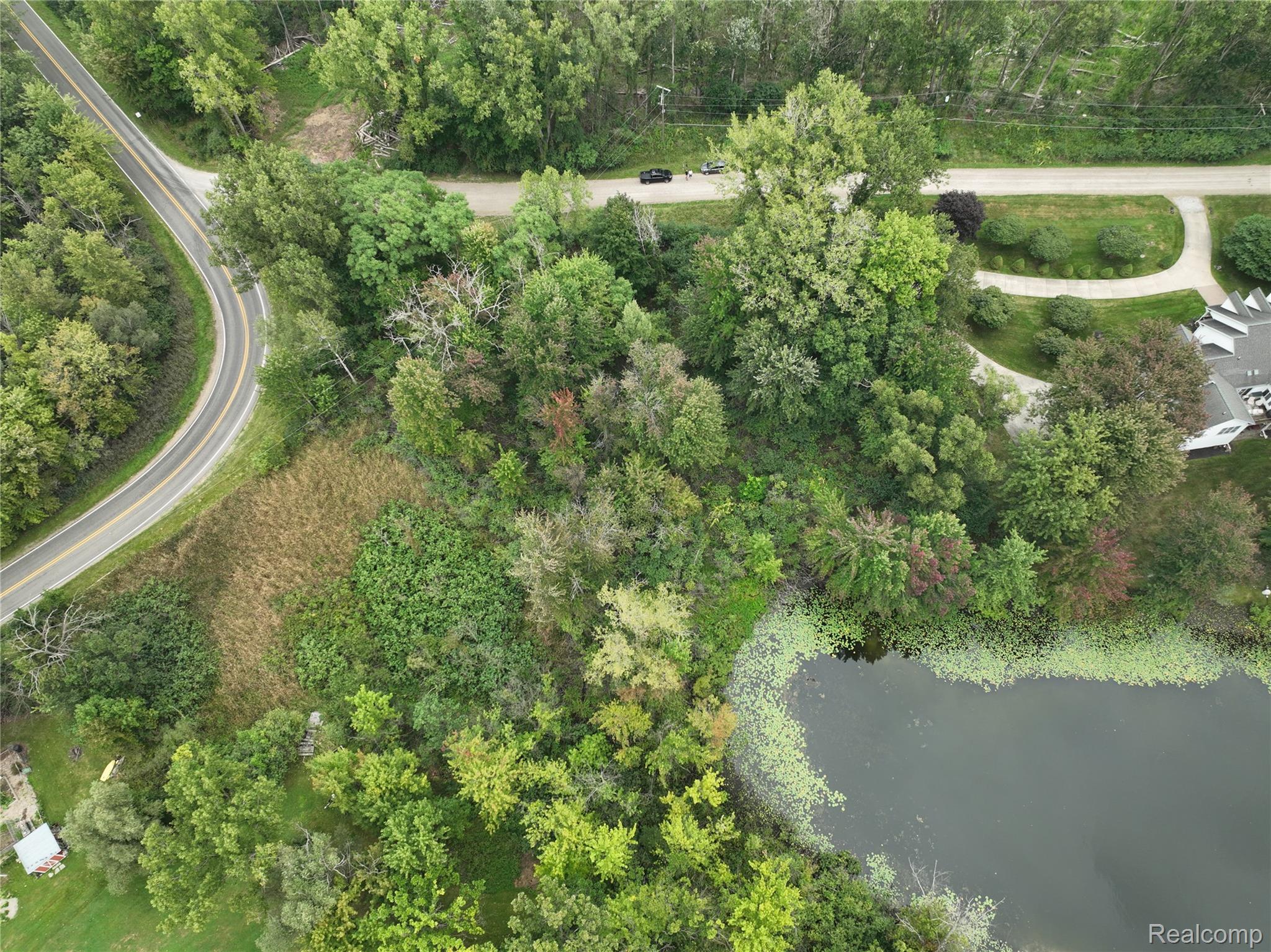 000 Edgelake Drive