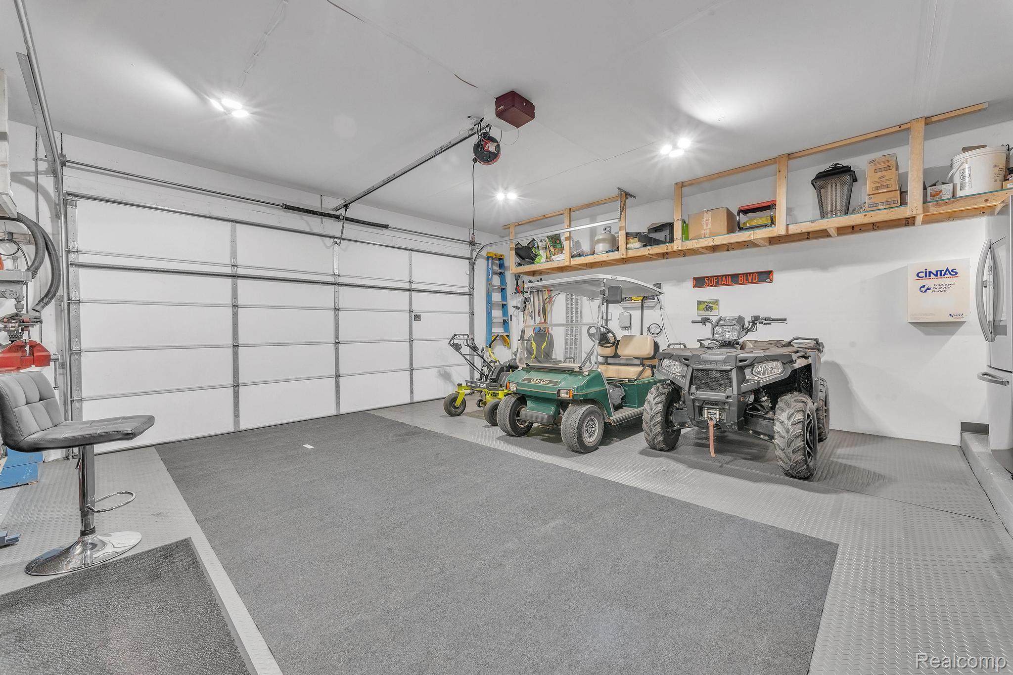 Orion Charter Township, Michigan 48362, United States, 4 Bedrooms Bedrooms, ,4 BathroomsBathrooms,Residential,Active,168222