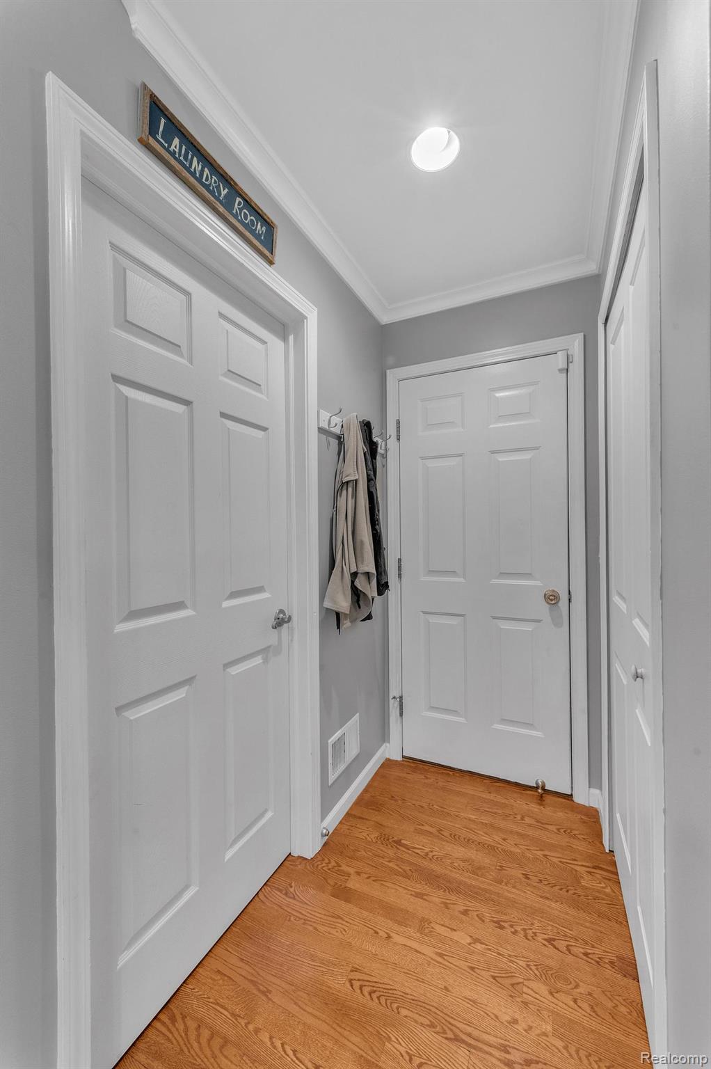 Orion Charter Township, Michigan 48362, United States, 4 Bedrooms Bedrooms, ,4 BathroomsBathrooms,Residential,Active,168222