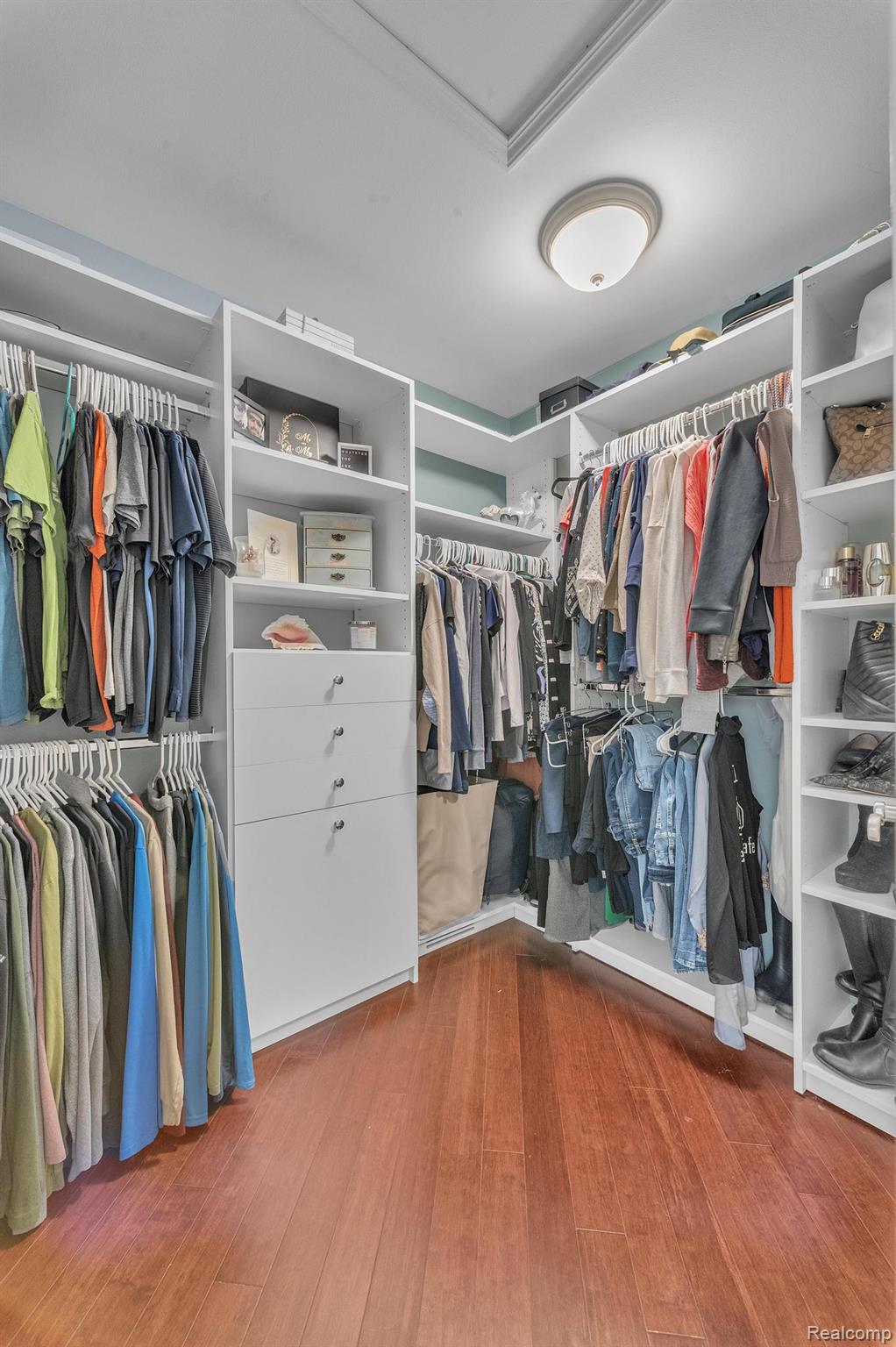 Orion Charter Township, Michigan 48362, United States, 4 Bedrooms Bedrooms, ,4 BathroomsBathrooms,Residential,Active,168222