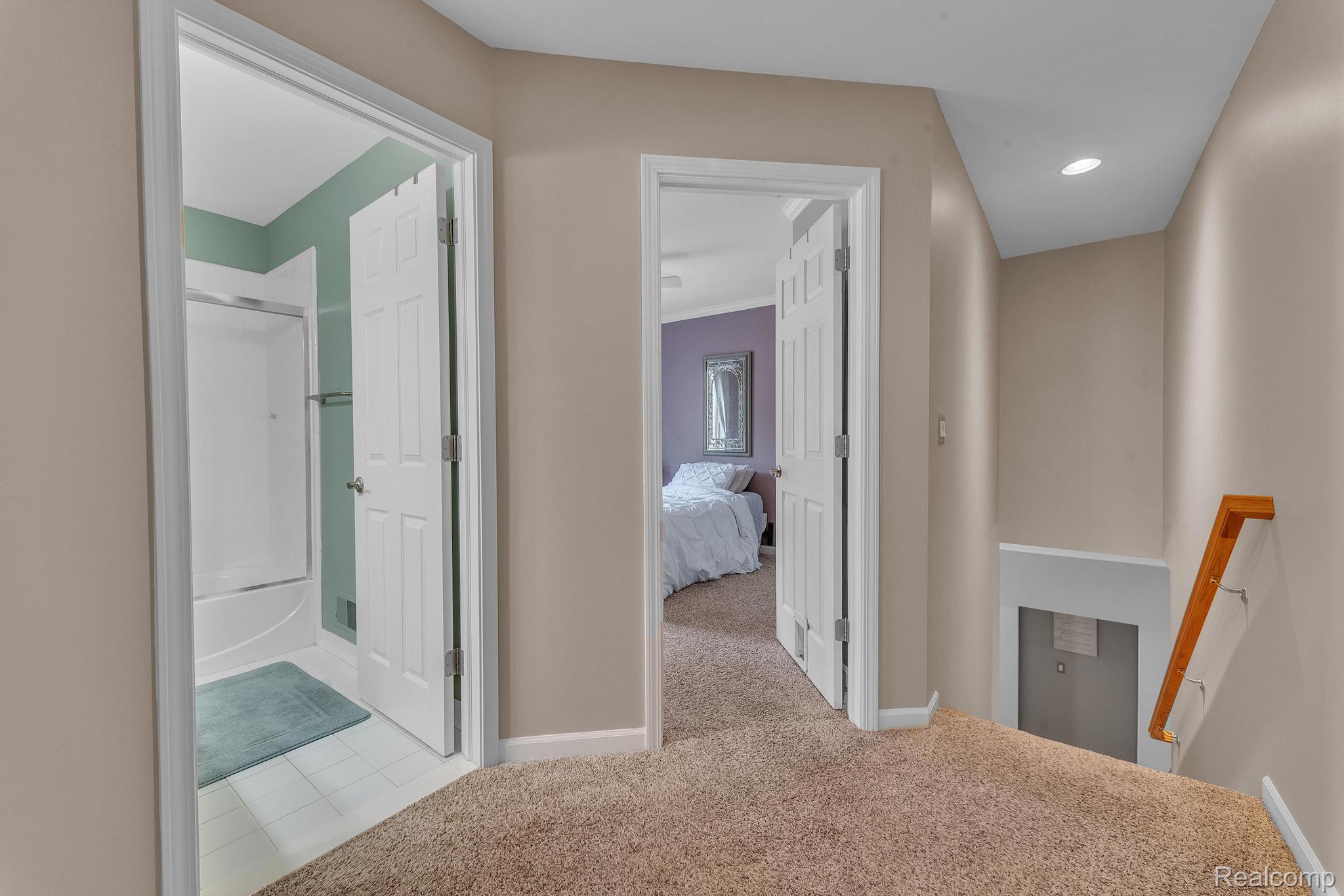 Orion Charter Township, Michigan 48362, United States, 4 Bedrooms Bedrooms, ,4 BathroomsBathrooms,Residential,Active,168222