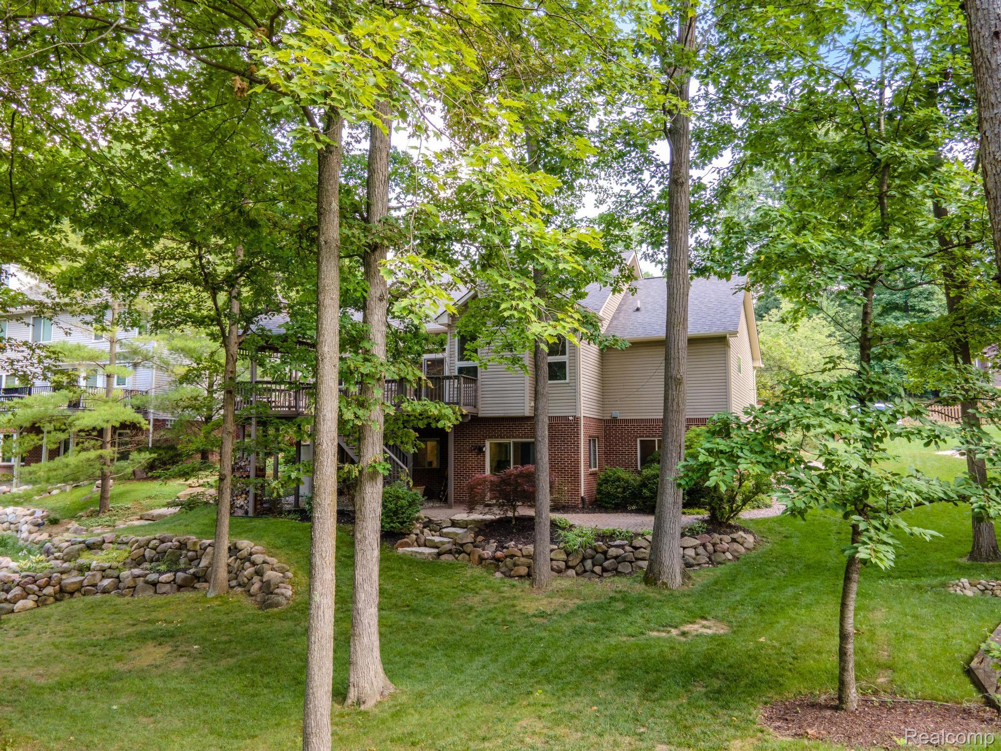 Orion Charter Township, Michigan 48362, United States, 4 Bedrooms Bedrooms, ,4 BathroomsBathrooms,Residential,Active,168222