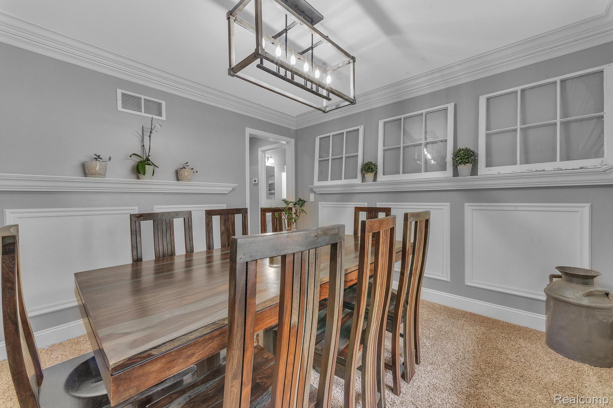 Orion Charter Township, Michigan 48362, United States, 4 Bedrooms Bedrooms, ,4 BathroomsBathrooms,Residential,Active,168222