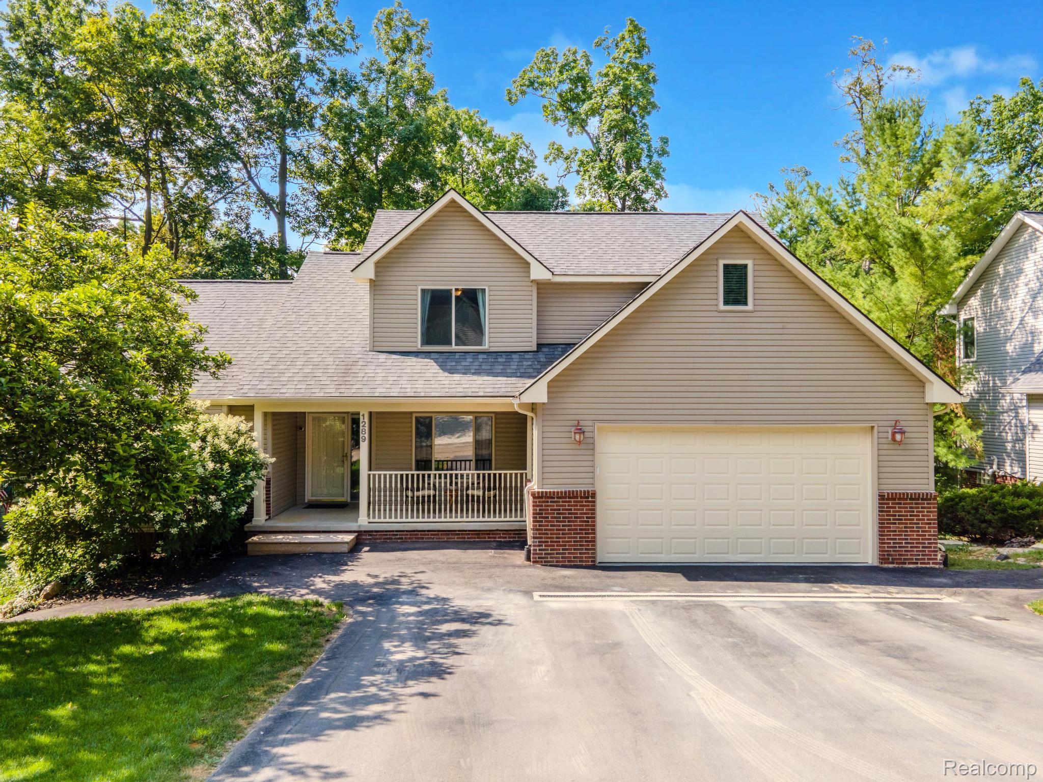 1289 Viefield Drive