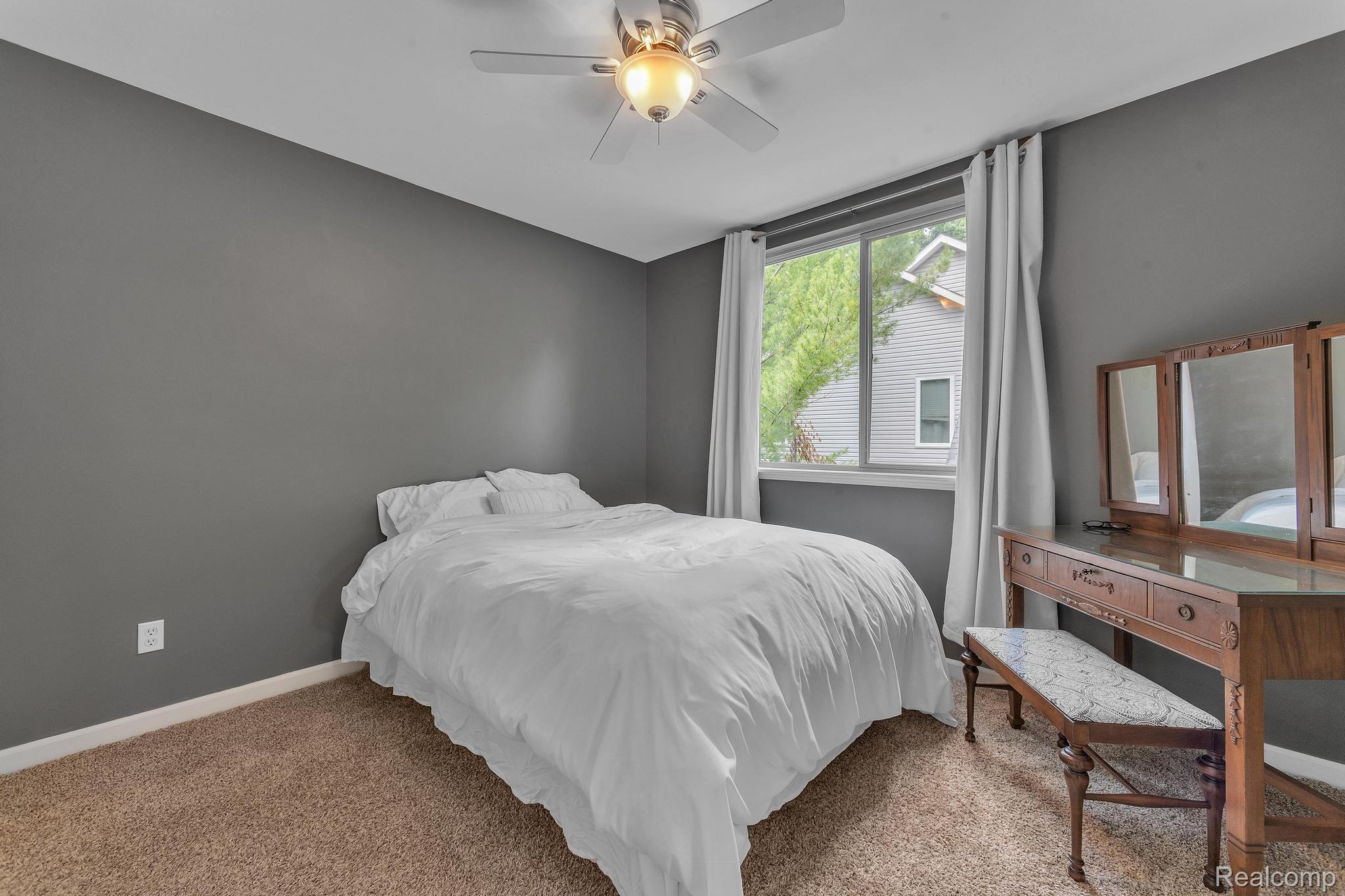 Orion Charter Township, Michigan 48362, United States, 4 Bedrooms Bedrooms, ,4 BathroomsBathrooms,Residential,Active,168222