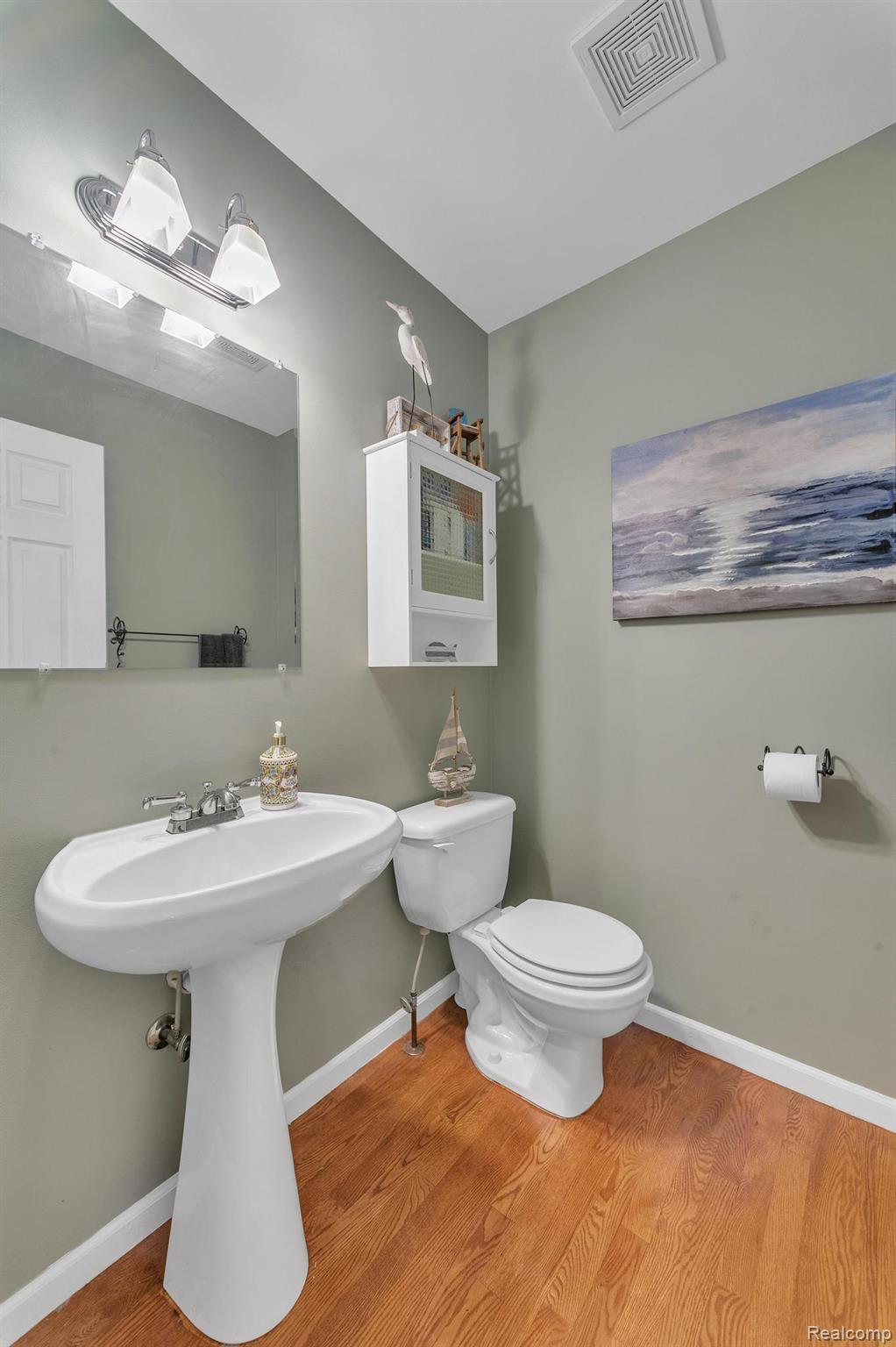 Orion Charter Township, Michigan 48362, United States, 4 Bedrooms Bedrooms, ,4 BathroomsBathrooms,Residential,Active,168222