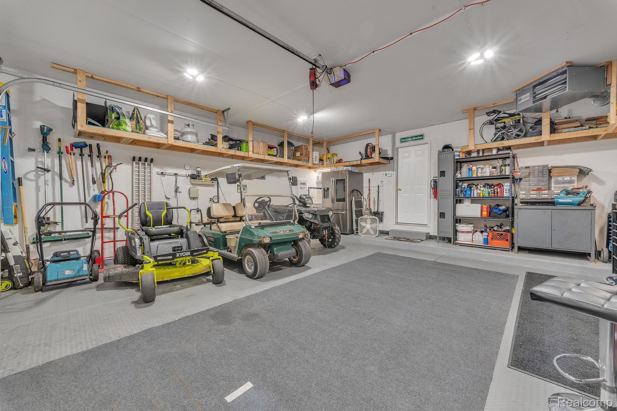 Orion Charter Township, Michigan 48362, United States, 4 Bedrooms Bedrooms, ,4 BathroomsBathrooms,Residential,Active,168222