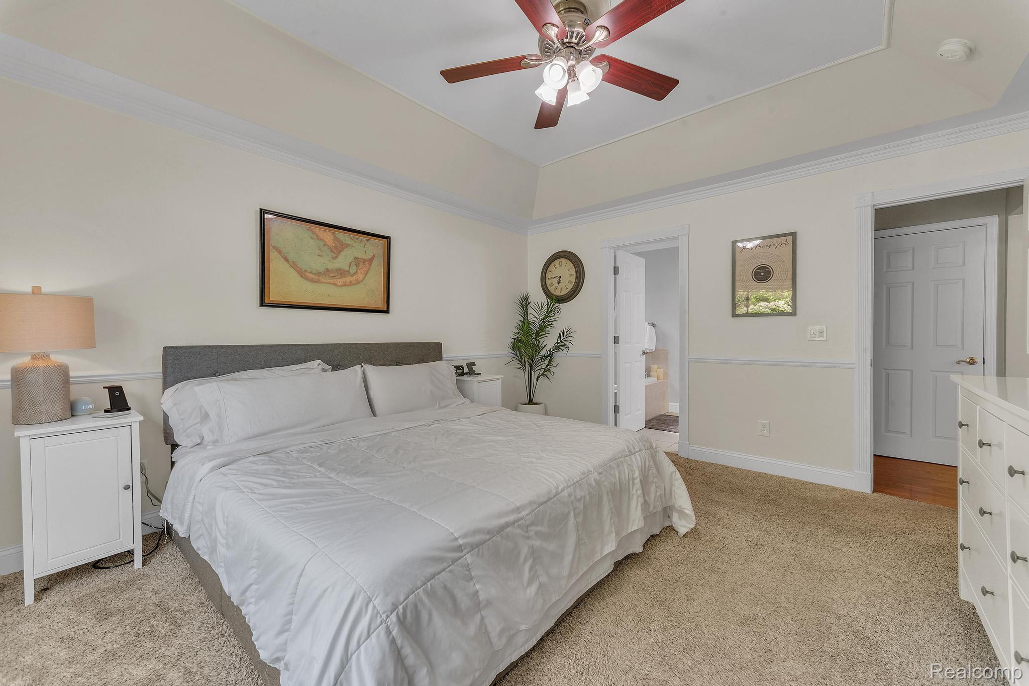 Orion Charter Township, Michigan 48362, United States, 4 Bedrooms Bedrooms, ,4 BathroomsBathrooms,Residential,Active,168222