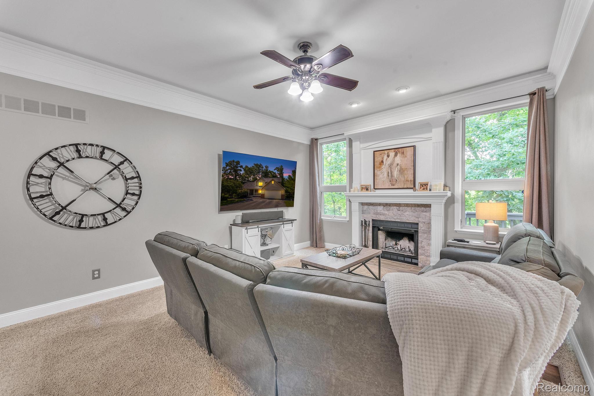 Orion Charter Township, Michigan 48362, United States, 4 Bedrooms Bedrooms, ,4 BathroomsBathrooms,Residential,Active,168222