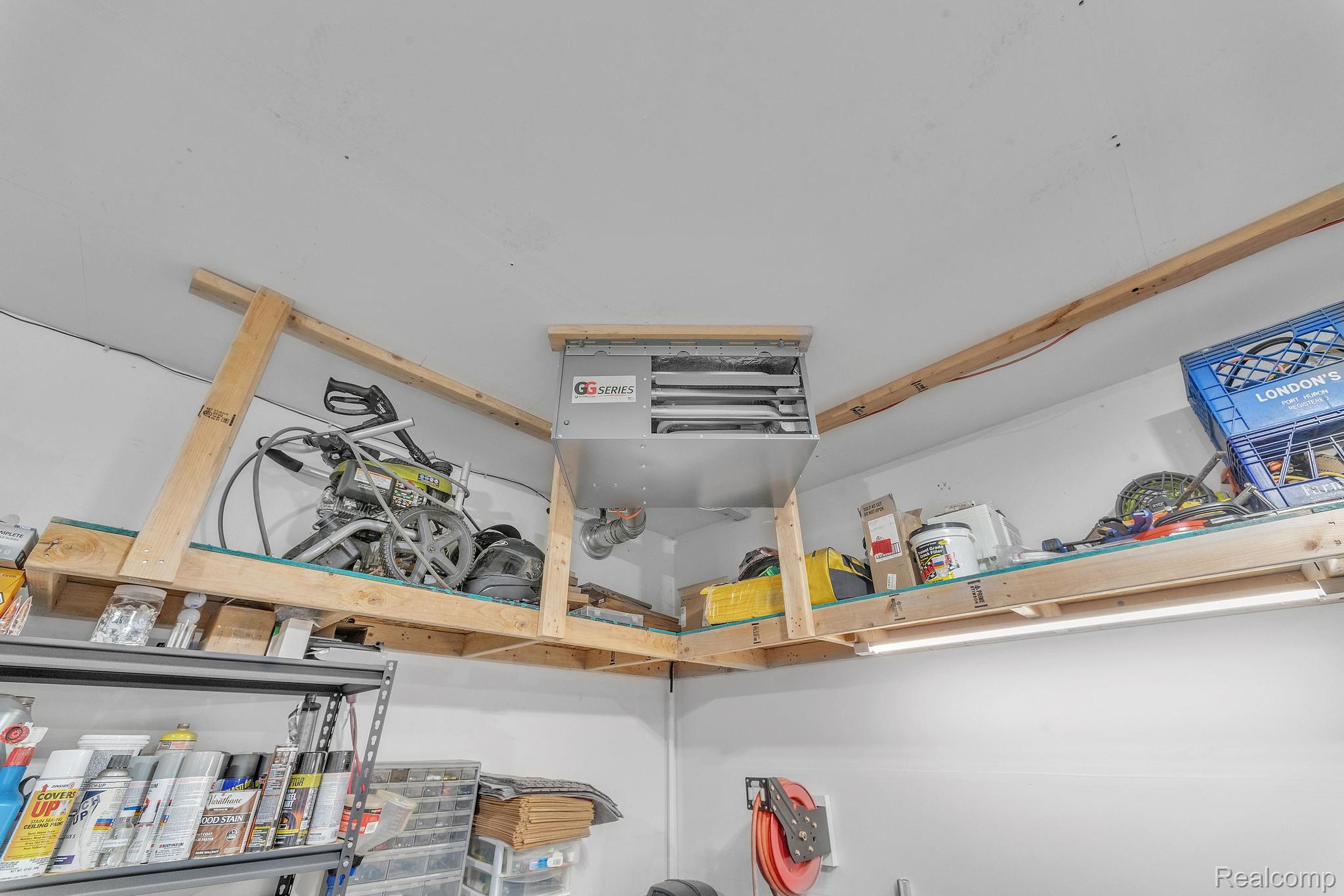 Orion Charter Township, Michigan 48362, United States, 4 Bedrooms Bedrooms, ,4 BathroomsBathrooms,Residential,Active,168222