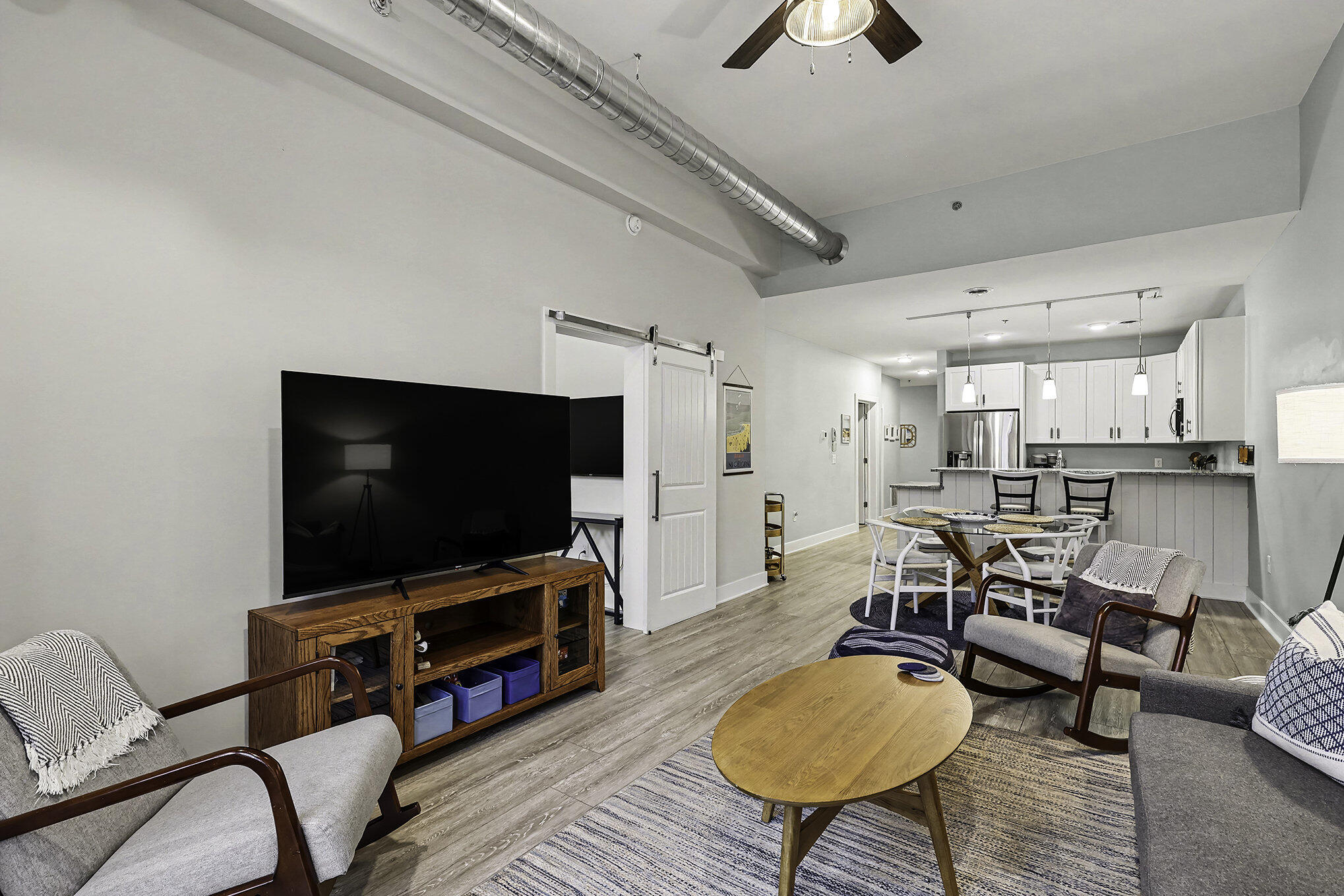 460 Broadway Street 102