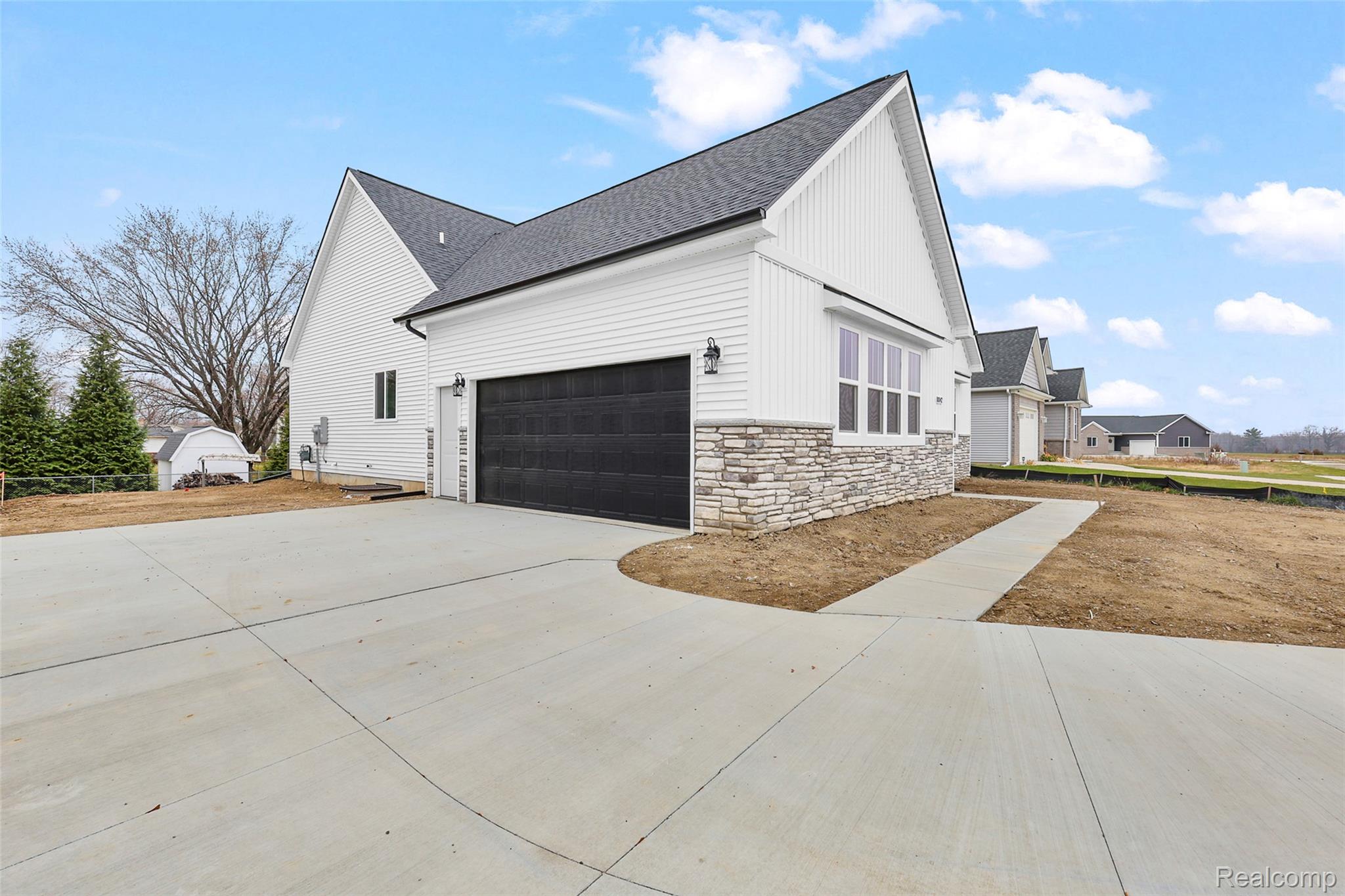 10042 Santa Lucia Court