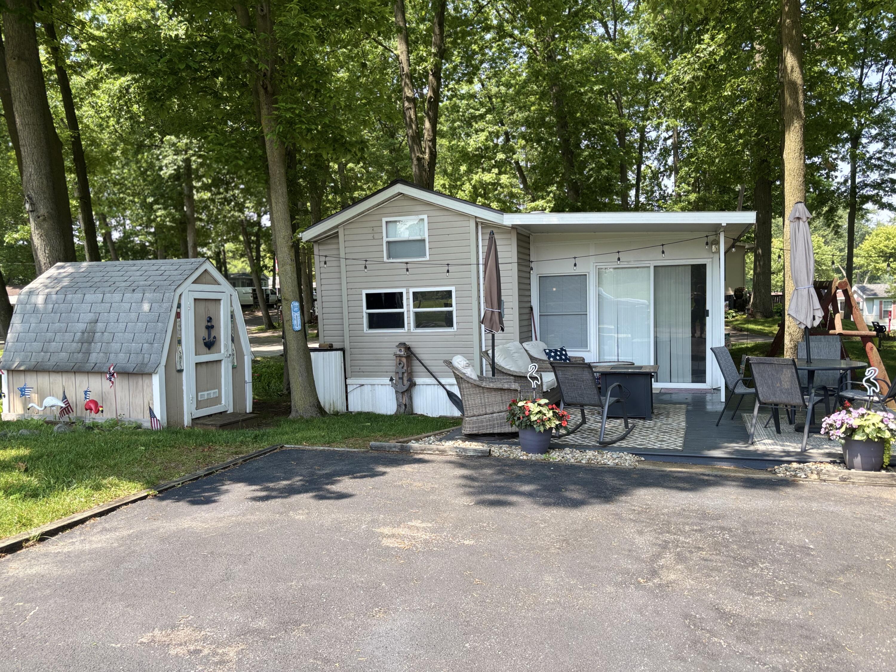 734 Fountain Lane