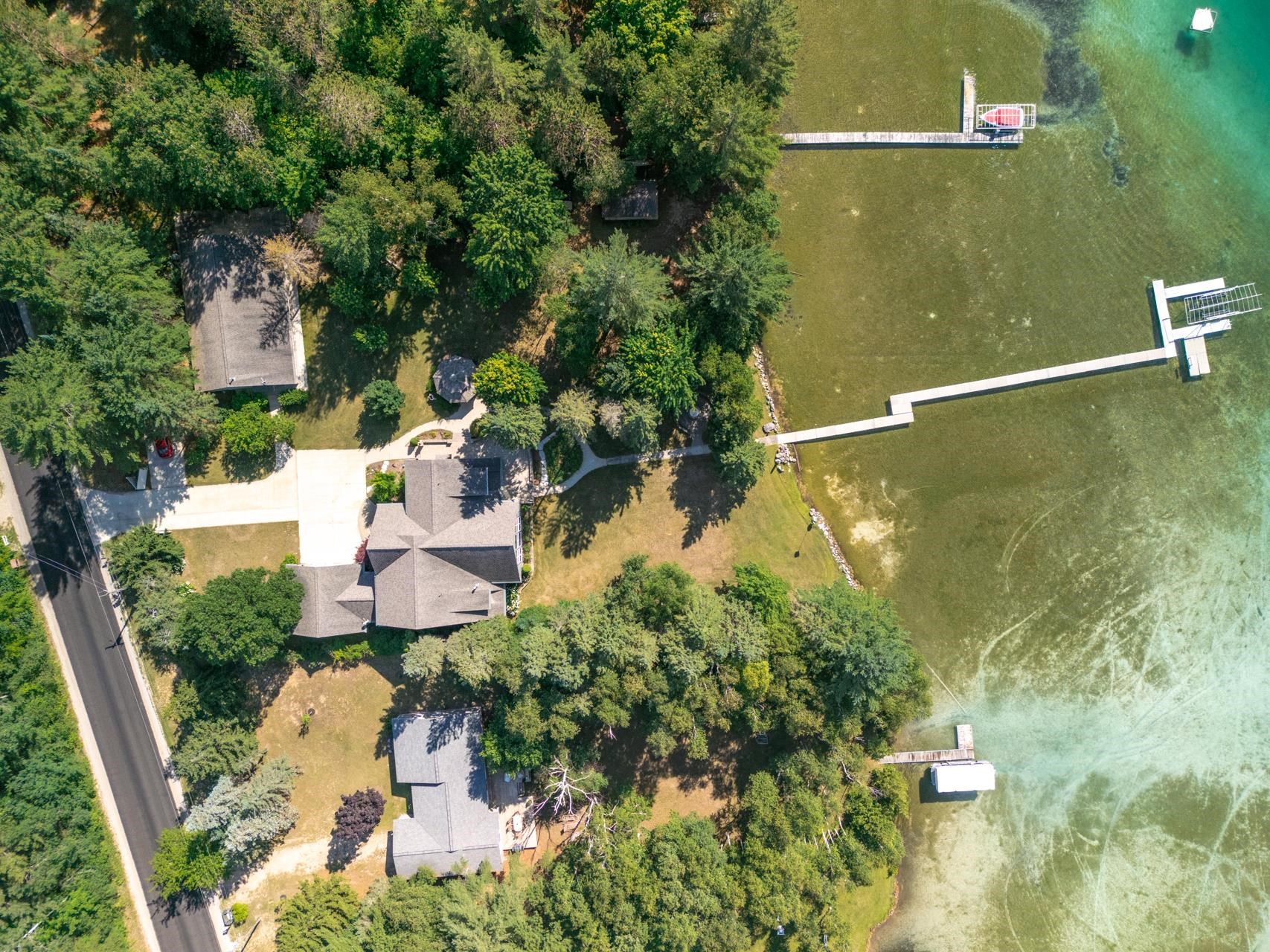 6299&6277 Blue Lake Road, Ne