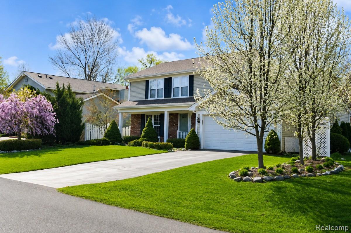 40437 Village Wood Road