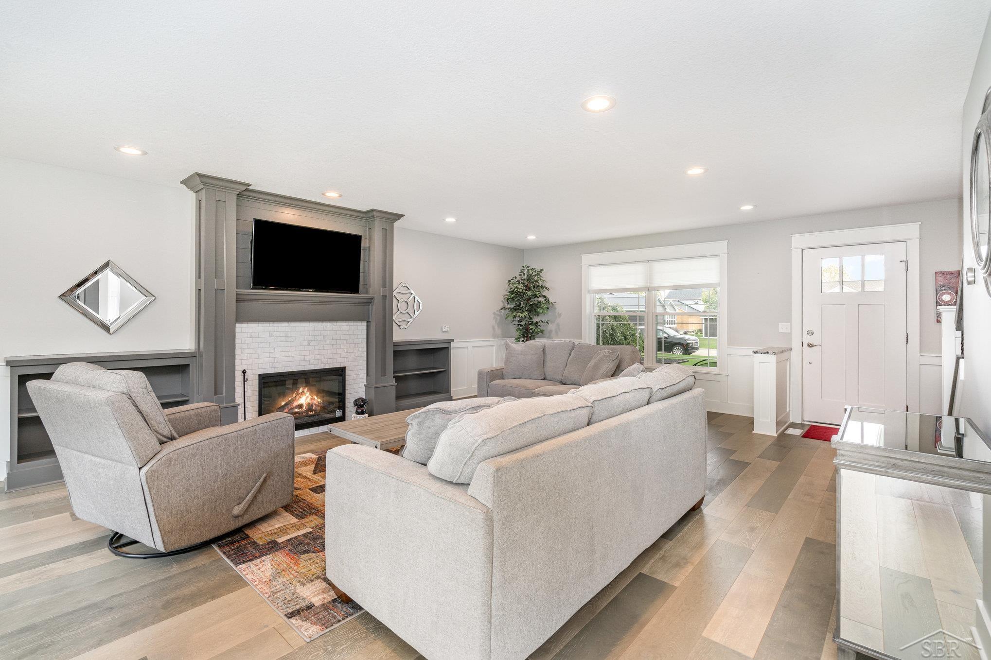 8442 Cottonwood Drive