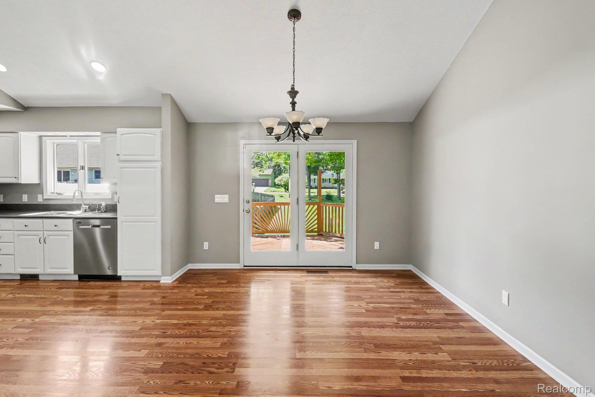 2460 Livernois Drive