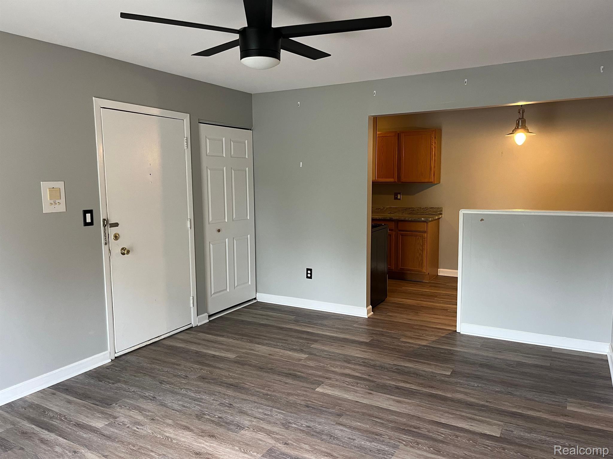 9933 ALLEN POINTE Drive