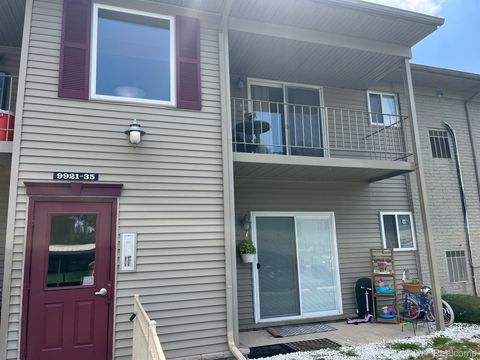 9933 ALLEN POINTE Drive Allen Park City MI 48101