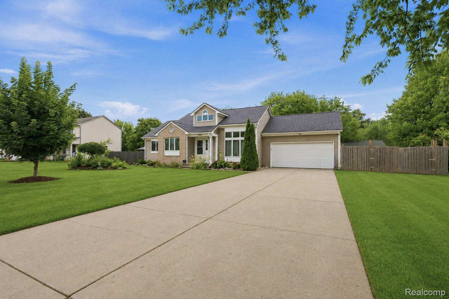 8022 Rose Lane