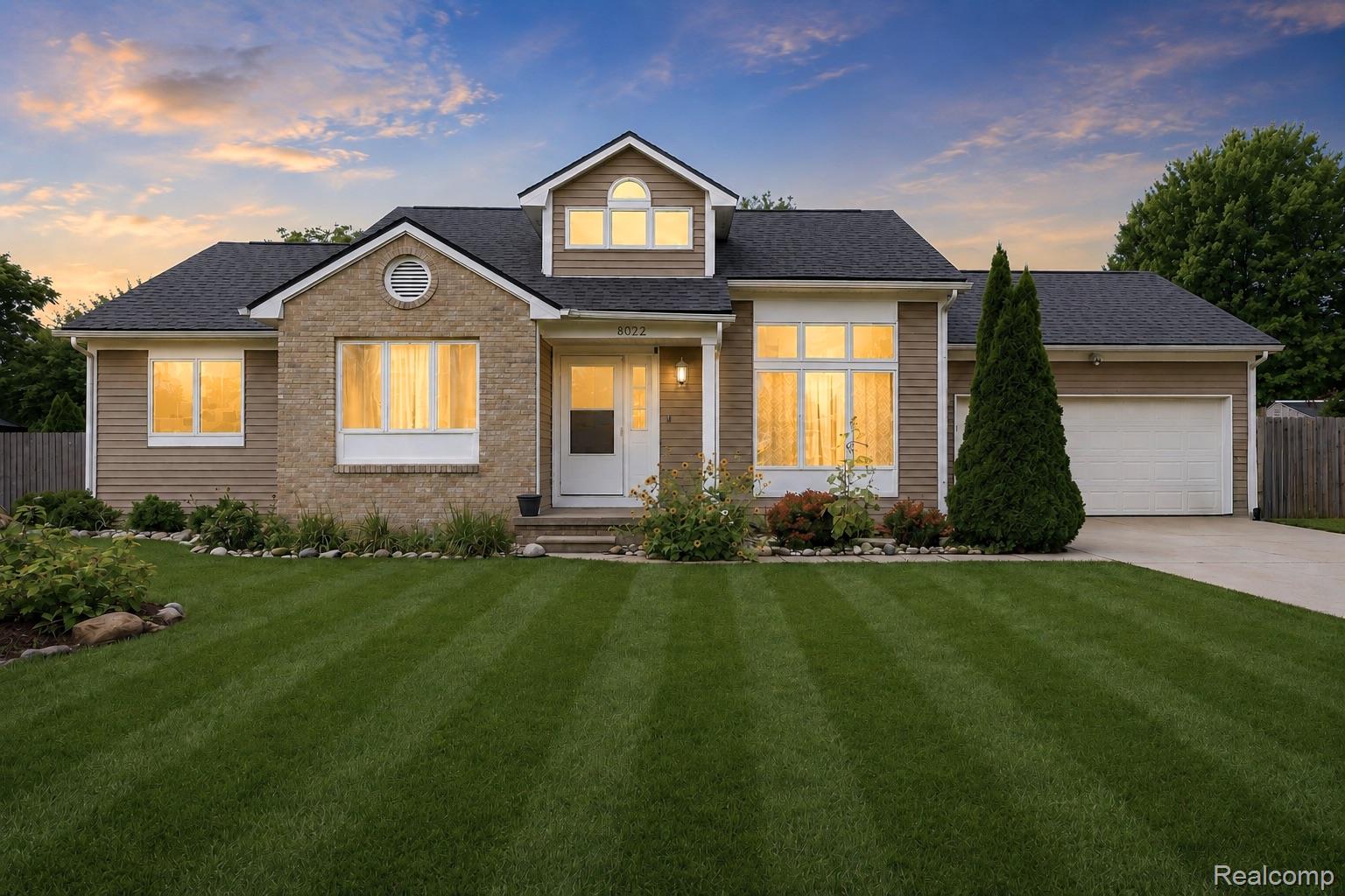 8022 Rose Lane