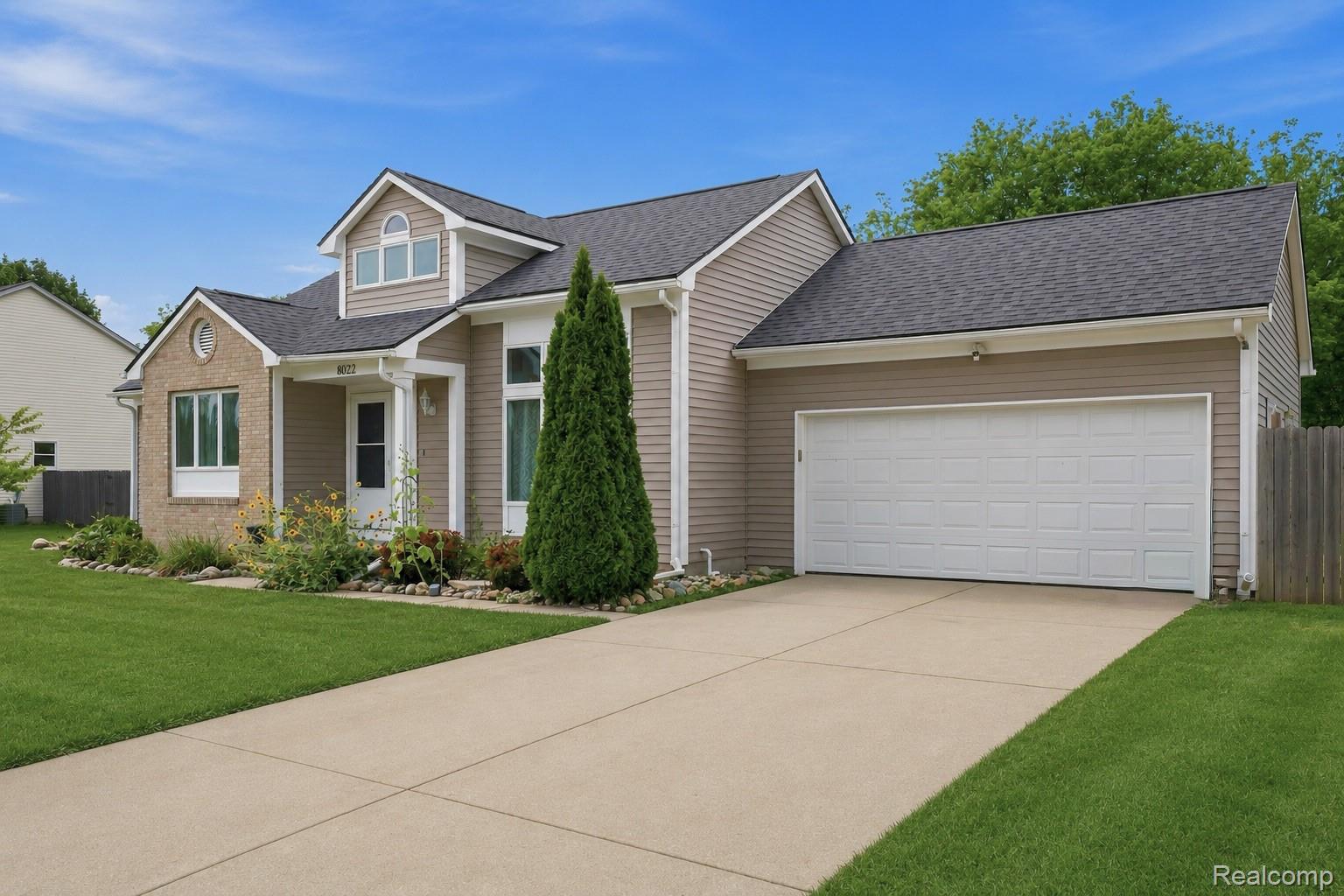 8022 Rose Lane