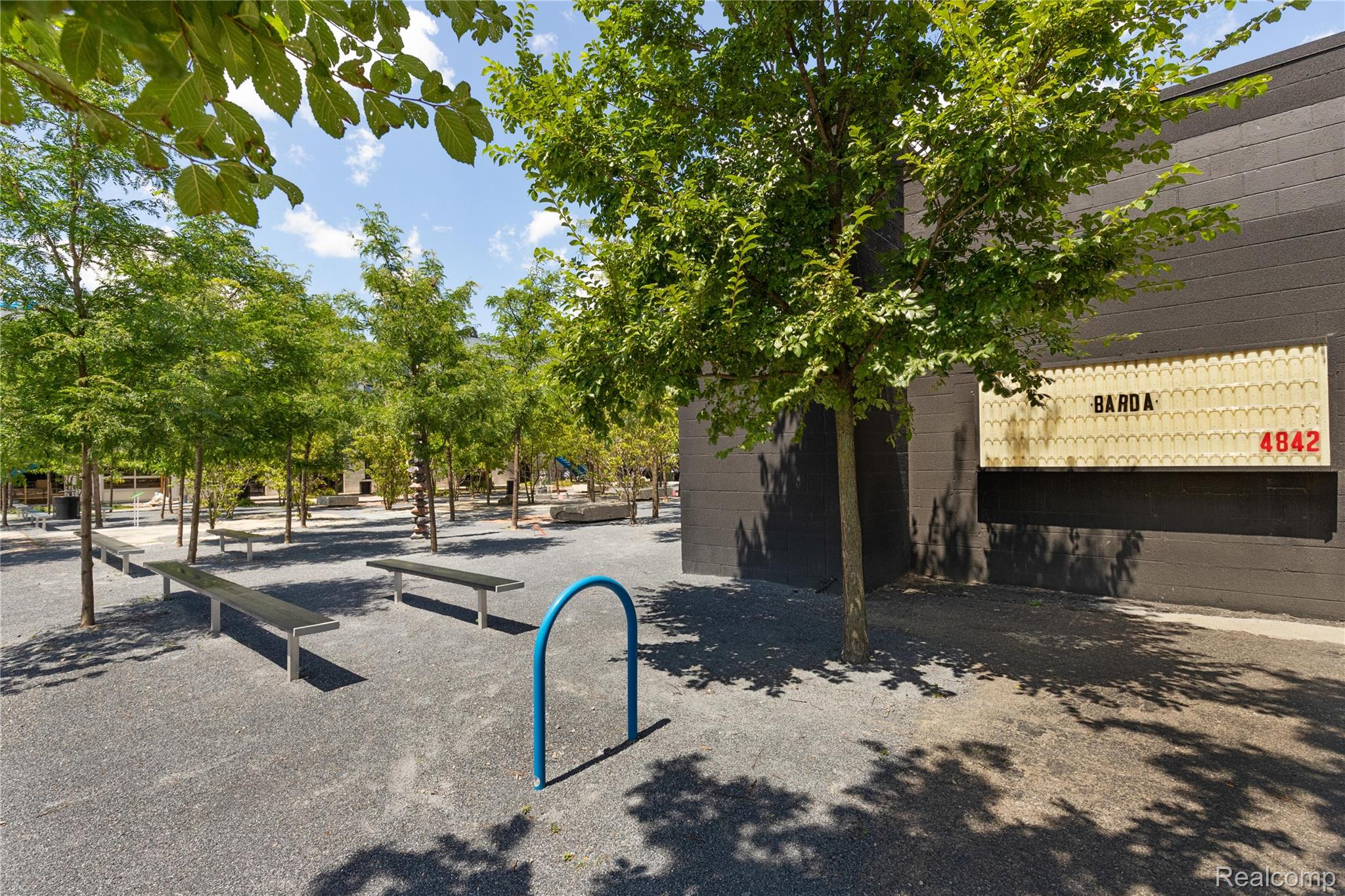 Detroit City, Michigan 48216, United States, 2 Bedrooms Bedrooms, ,2 BathroomsBathrooms,Residential,Pending,196171