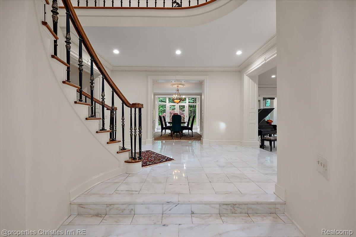 347 Pine Ridge Drive