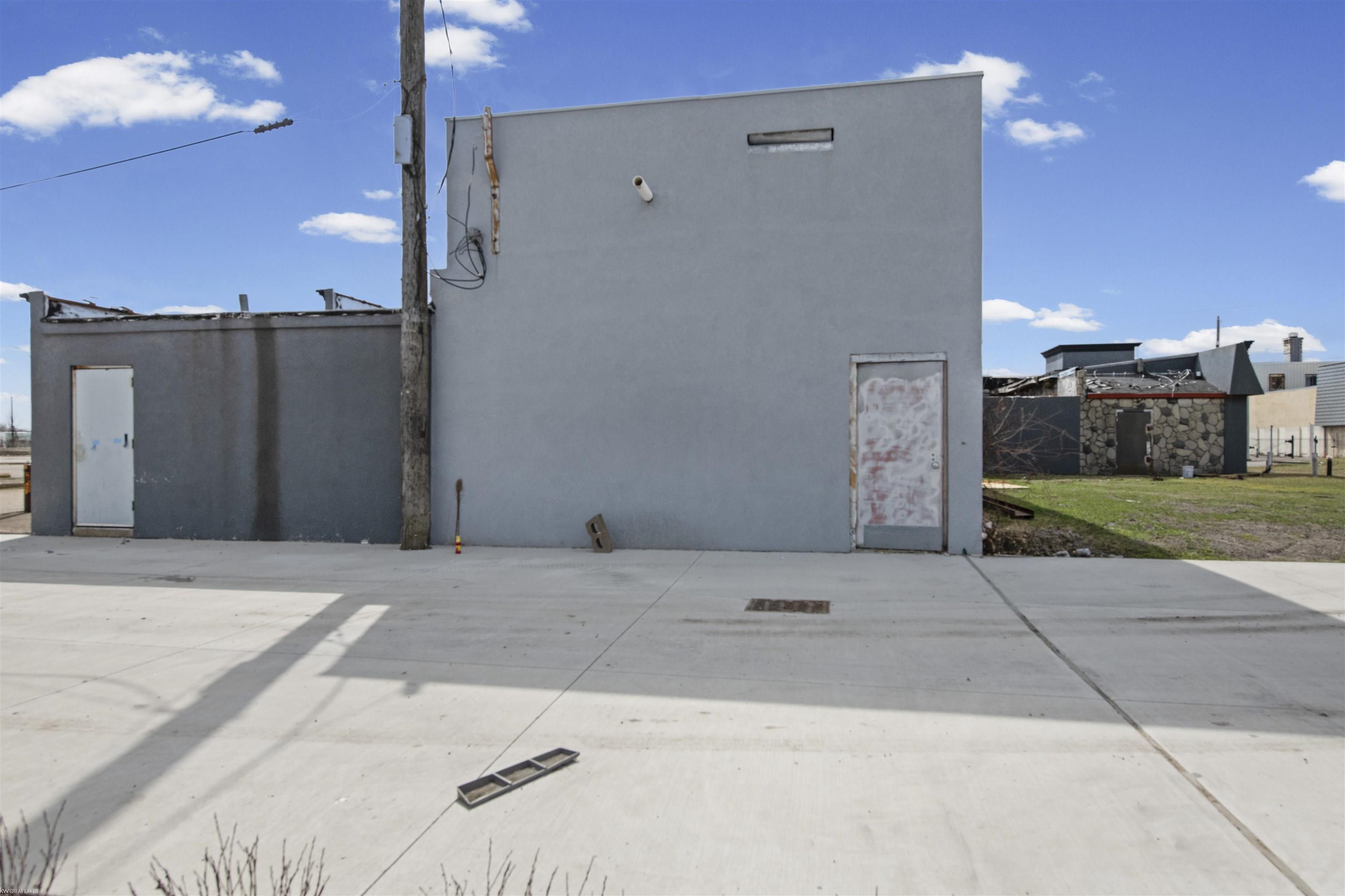 10630 Grand River Avenue