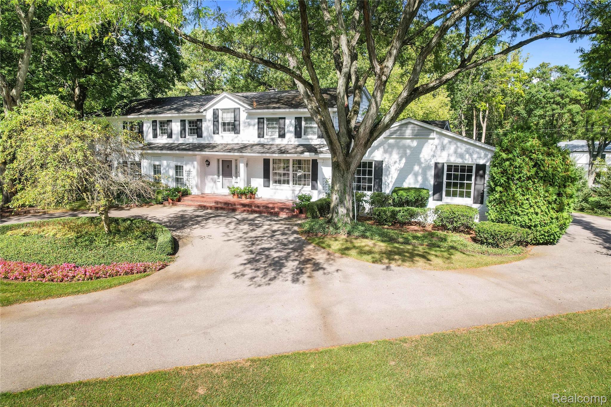 27220 Willowgreen Court